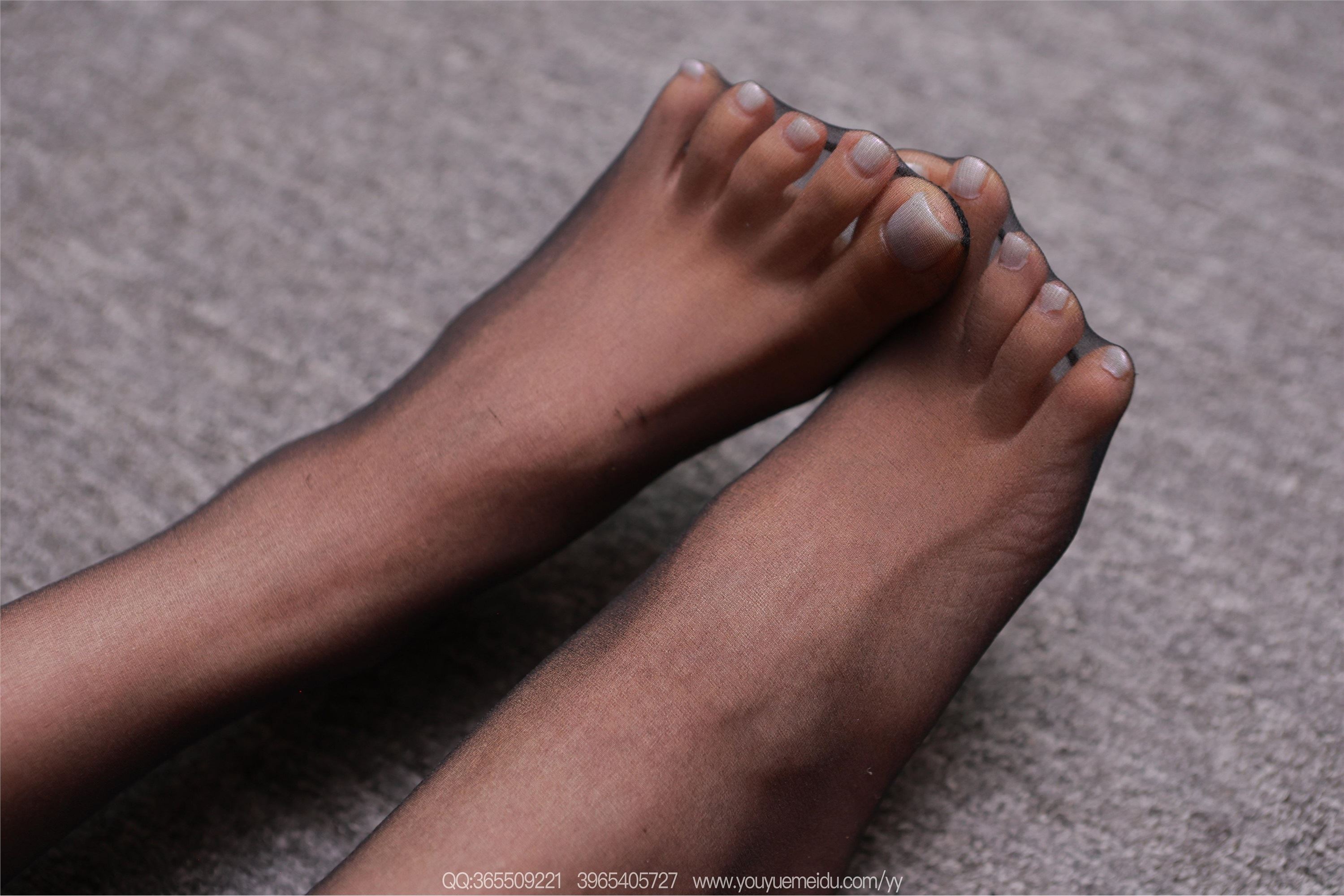 IESS异思趣向  2025.12.28 丝享家2250：美子《蓝色美甲（下）》